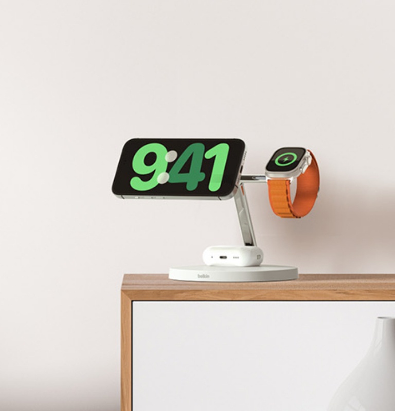 Accessoire compatible avec l'iPhone et sa fonction StandBy. | Belkin